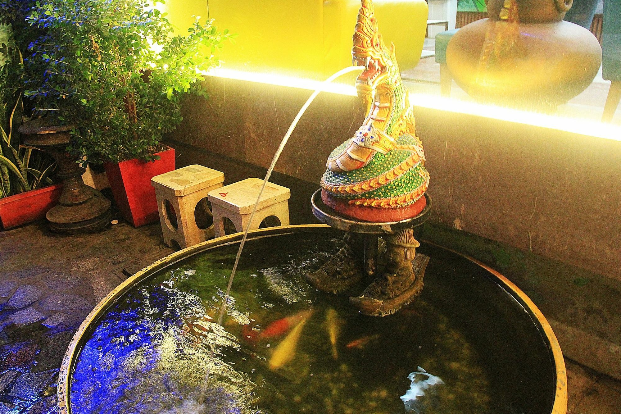 โรงแรมเรือนทิพย์ เชียงราย Ruean Tip Hotel Exterior photo